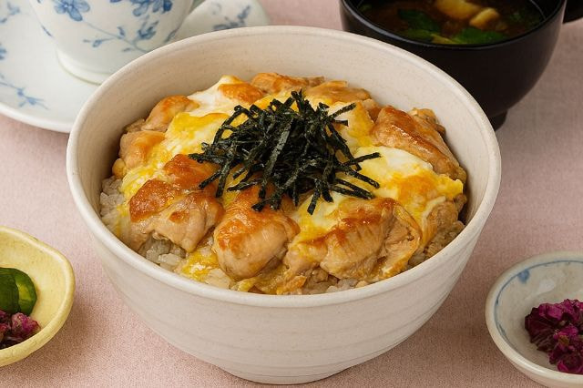 鶏 親子丼